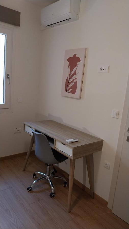 Uni Island - City Heart Suites Iráklio Kültér fotó