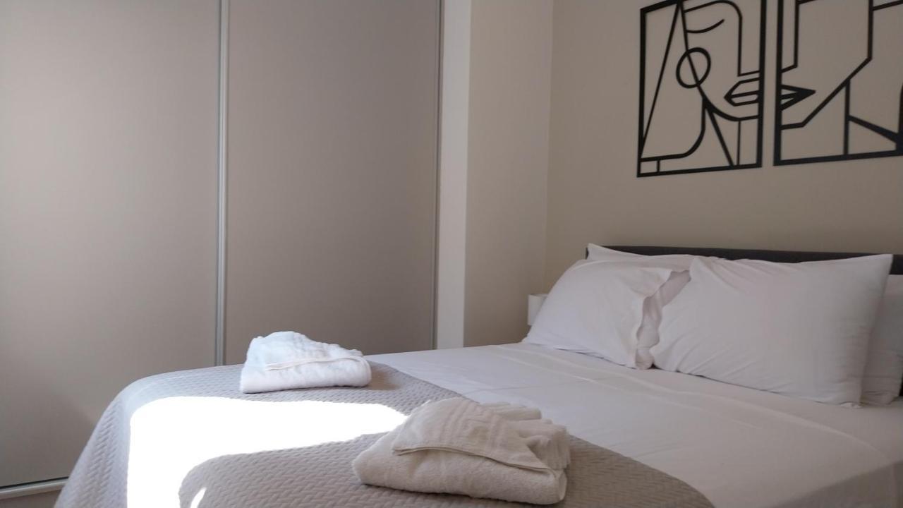 Uni Island - City Heart Suites Iráklio Kültér fotó