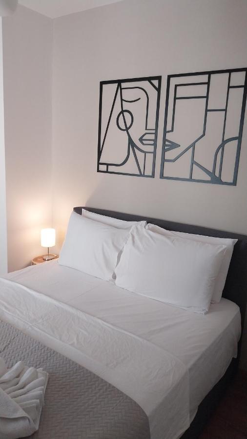 Uni Island - City Heart Suites Iráklio Kültér fotó