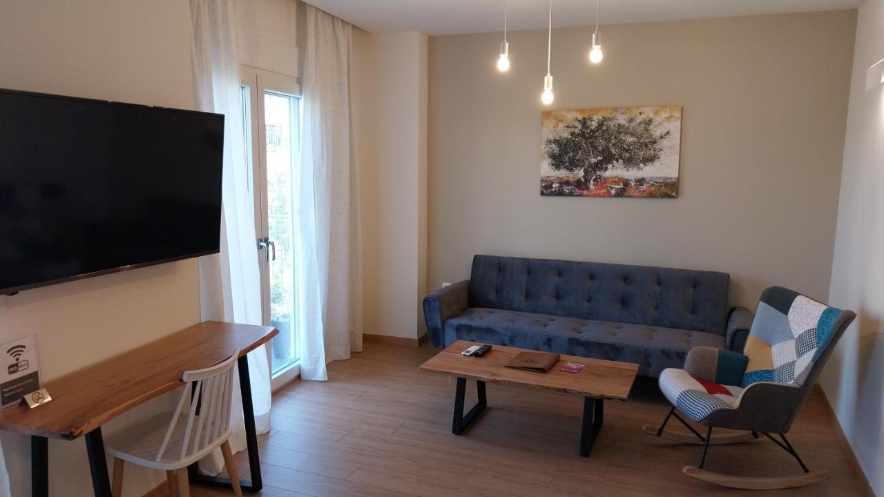 Uni Island - City Heart Suites Iráklio Kültér fotó
