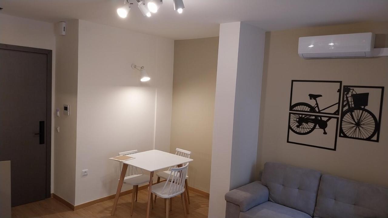 Uni Island - City Heart Suites Iráklio Kültér fotó