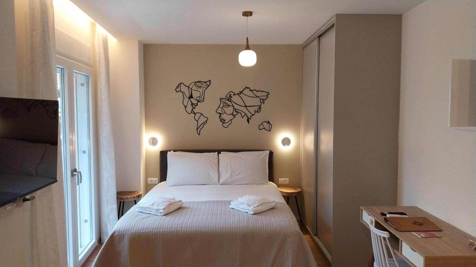 Uni Island - City Heart Suites Iráklio Kültér fotó